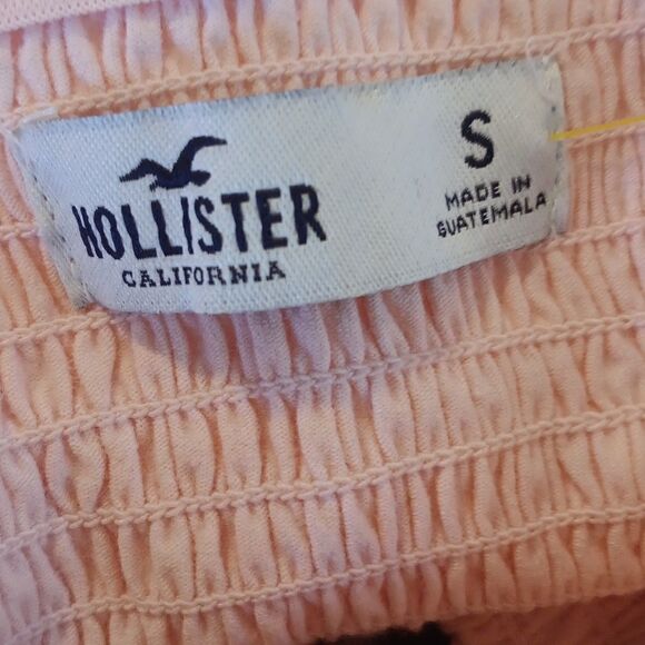 Hollister Elastic Shirred Top - Picture 6 of 9